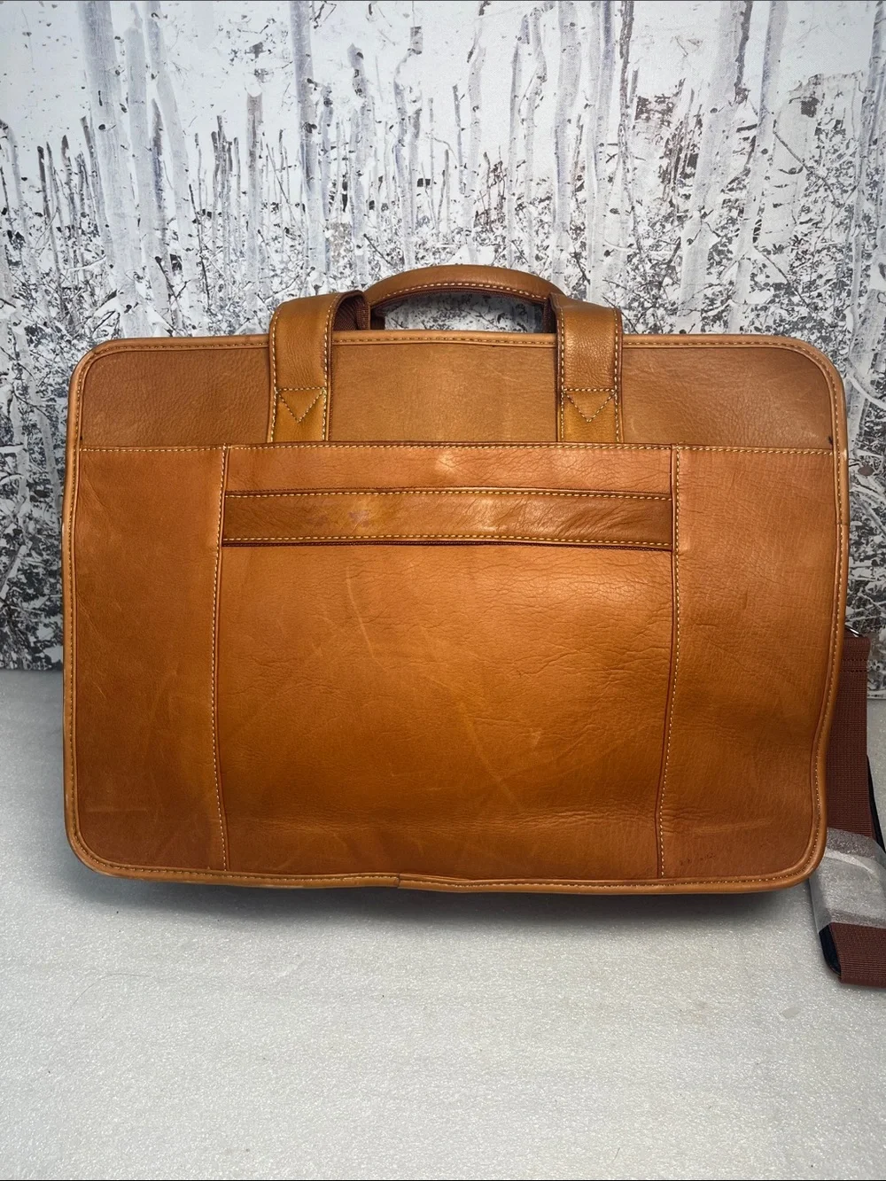 Wilsons Tan Leather Messenger Padded Laptop Bag Briefcase Strap & Pockets NEW